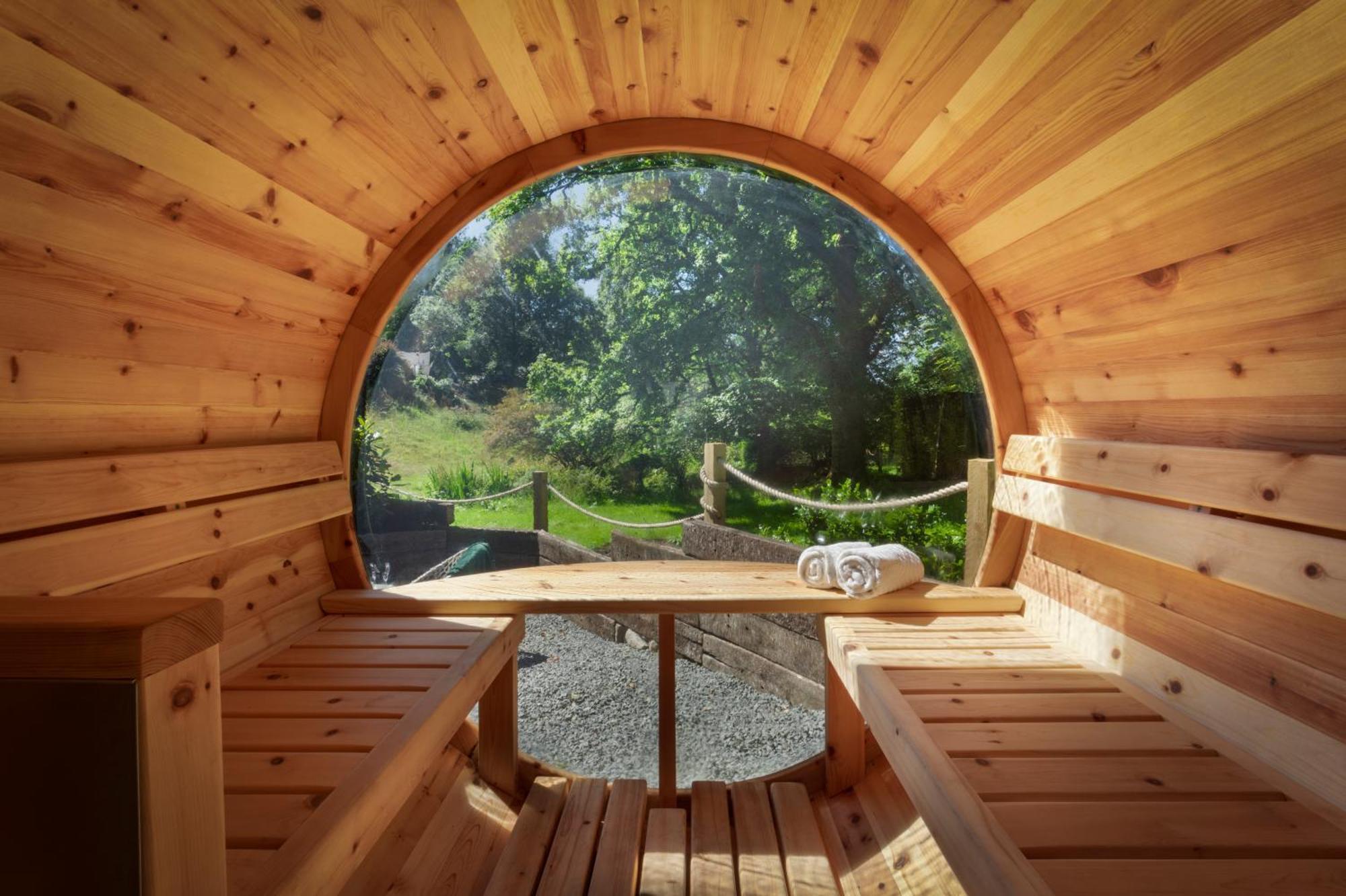 Aphrodites Group - Luxury Hot Tub Suites In Central Lake District! Bowness-on-Windermere Buitenkant foto