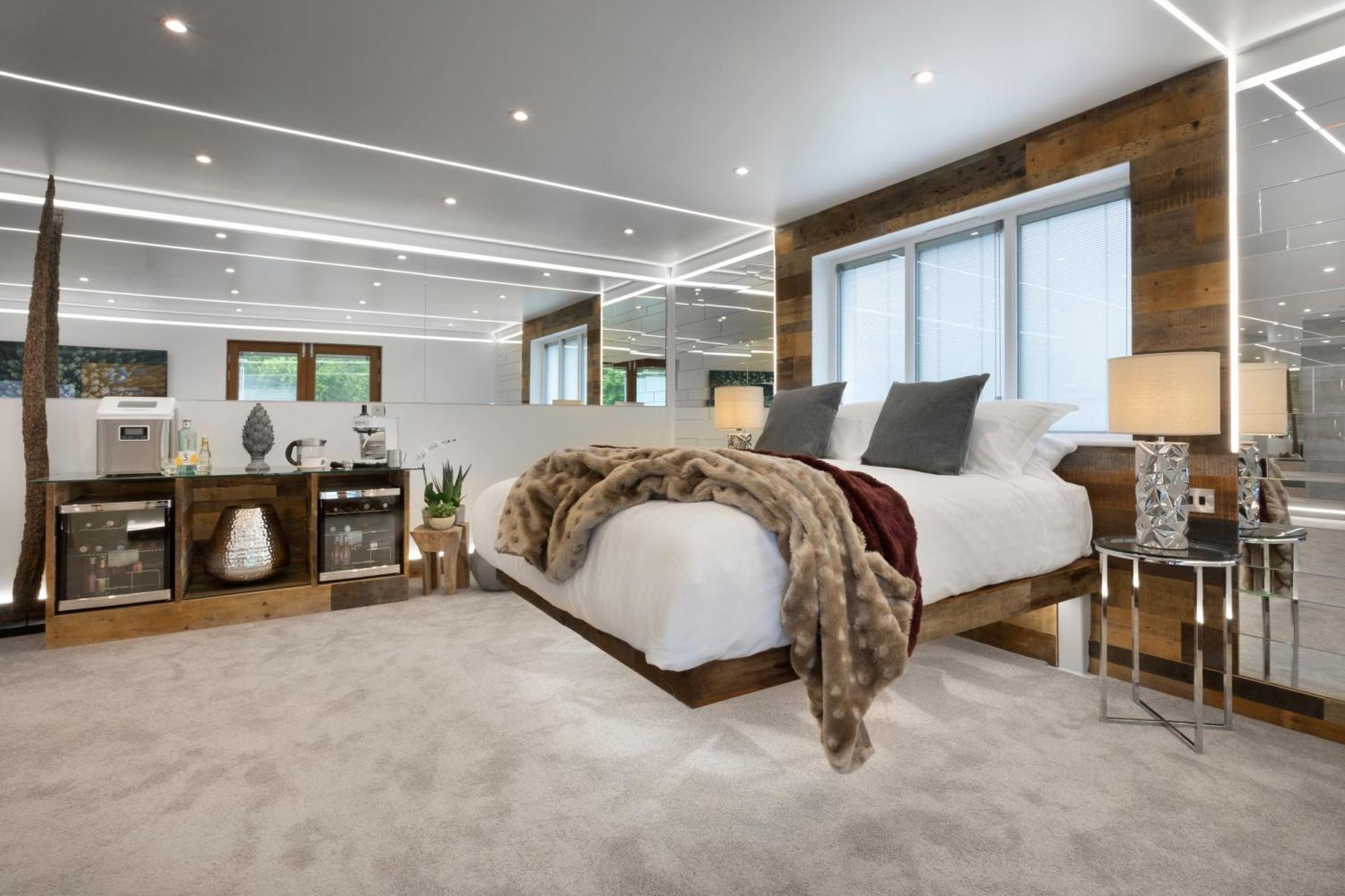 Aphrodites Group - Luxury Hot Tub Suites In Central Lake District! Bowness-on-Windermere Buitenkant foto