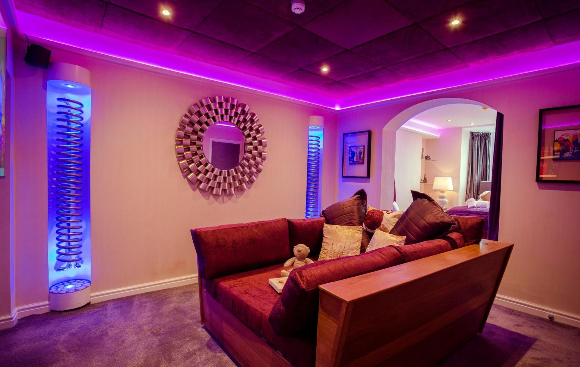 Aphrodites Group - Luxury Hot Tub Suites In Central Lake District! Bowness-on-Windermere Buitenkant foto